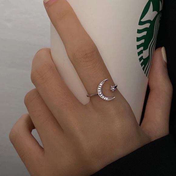 NWOT adjustable star ⭐️ ring - Picture 2 of 4